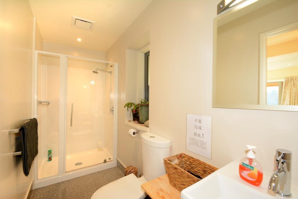 Sleep On The Steepest Street In The World! Bed & Breakfast Dunedin Exterior photo